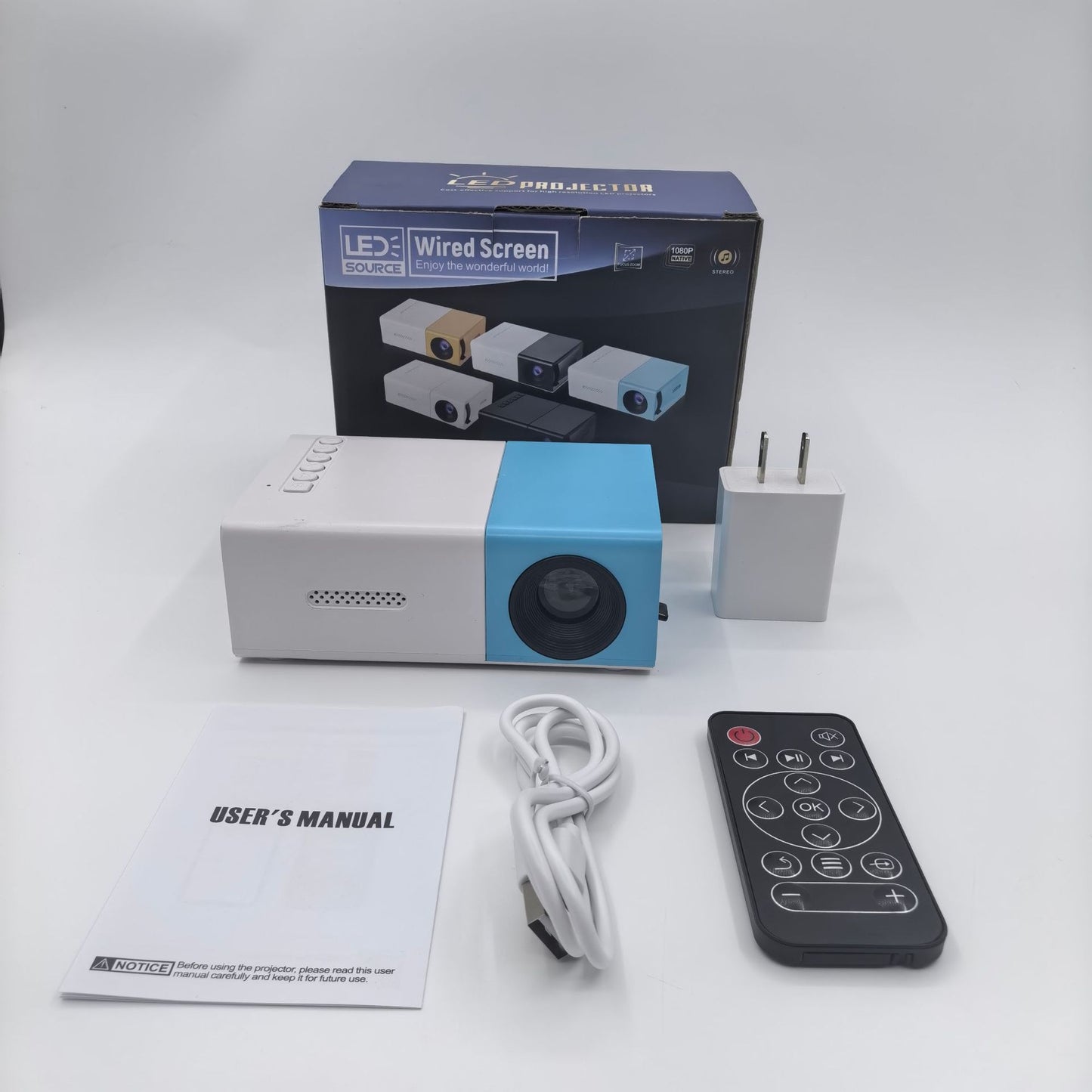 Mini Portable Home Projector, 320x240 Resolution, Compact Movie Projector, USB-Powered with Remote